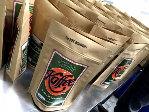 Gerösteter Kaffee in ökologischer Kaffeeverpackung